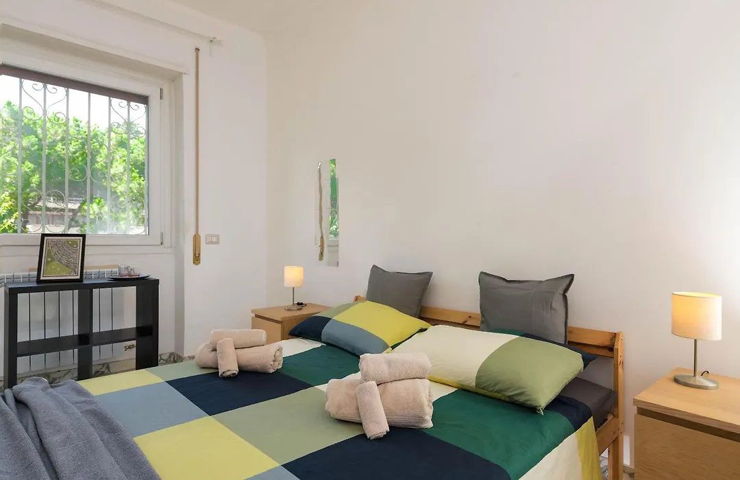 Spazioso appartamento vicino EUR-1